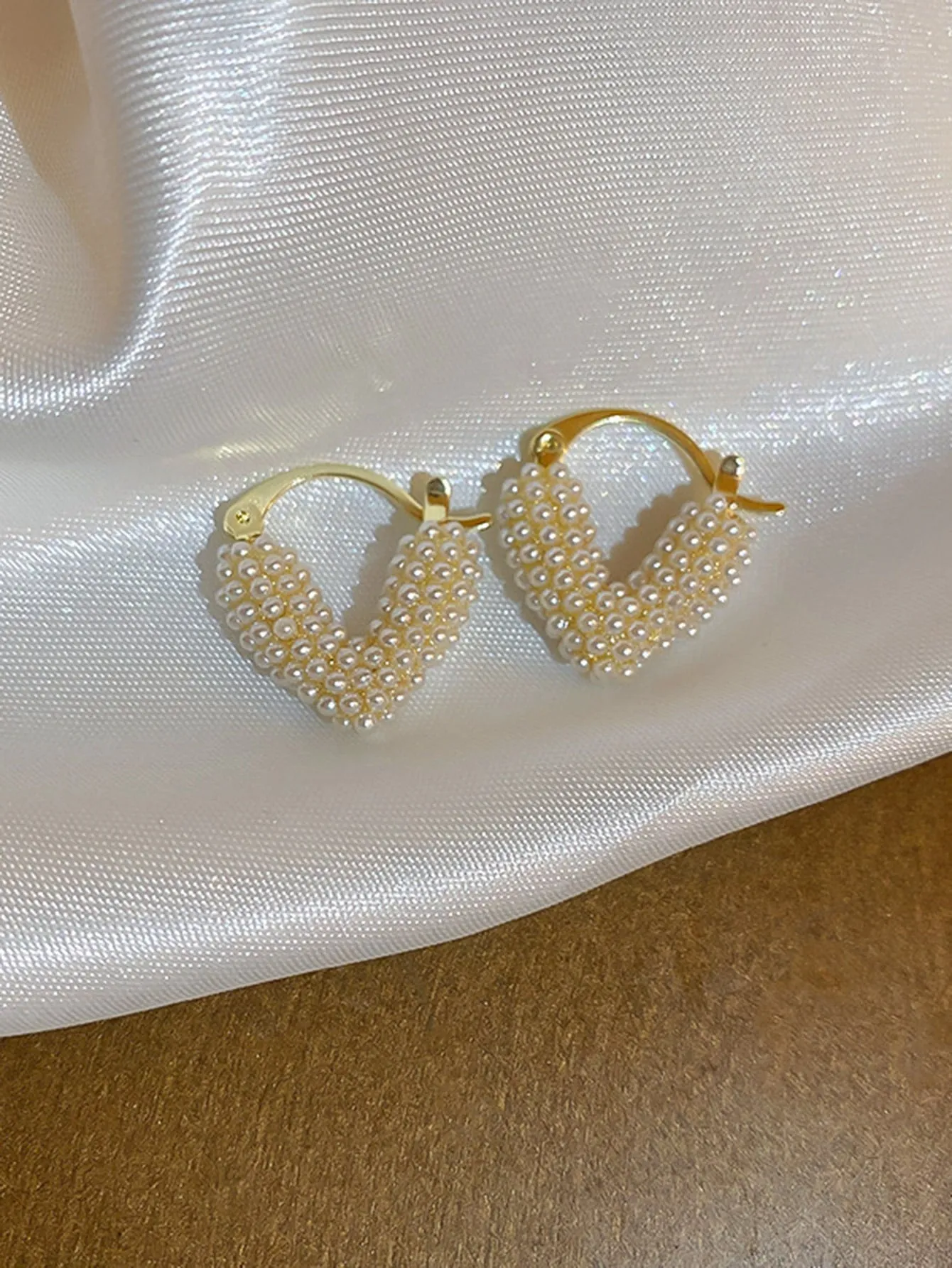 1pair Heart Shaped Pearl Stud Earrings SD