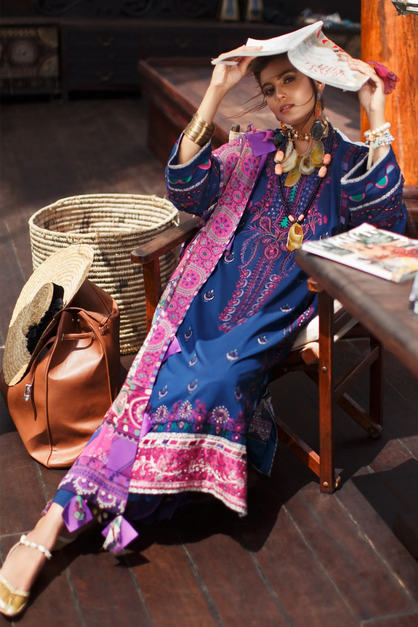 Élan Luxury Lawn Collection 2020 – EL-12 B (AMARLI)
