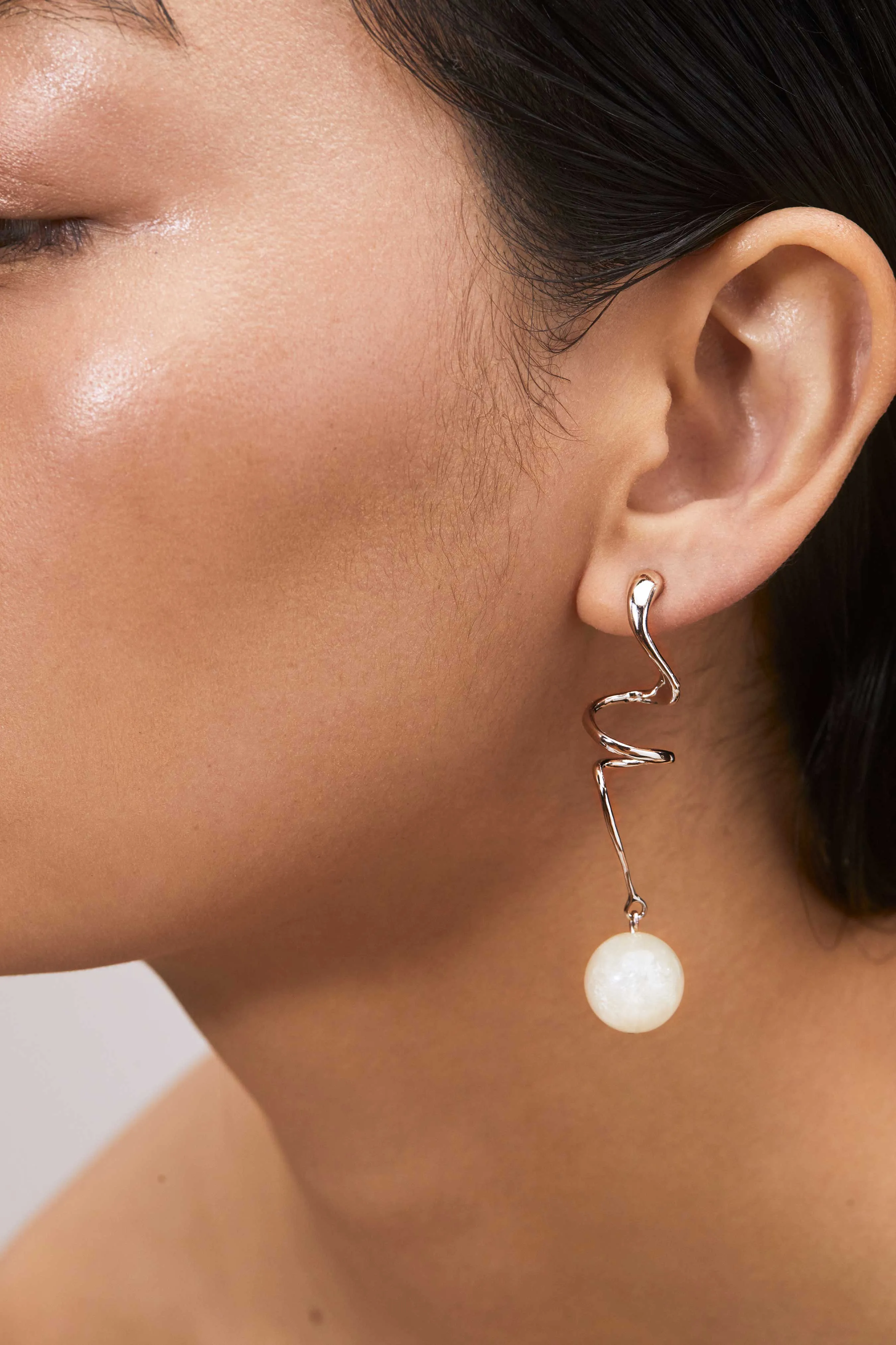 Martini Earring - Cream
