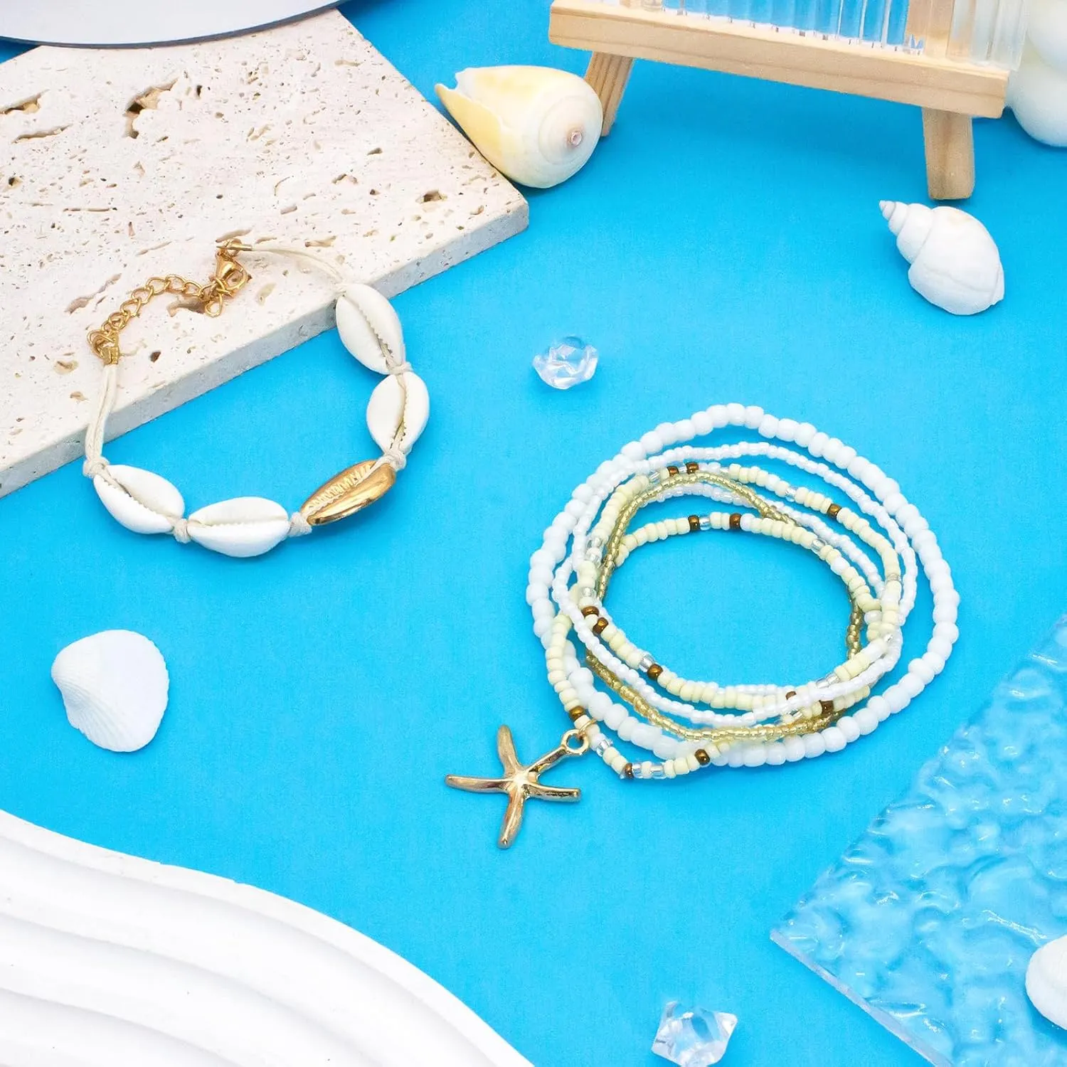 Shell Summer Beach Bracelets for Women Seashell Bracelets Boho Layered Beaded Bracelets Set Starfish Bracelets Handmade Stretch Bracelets Summer Beach Jewelry Accessories Gifts